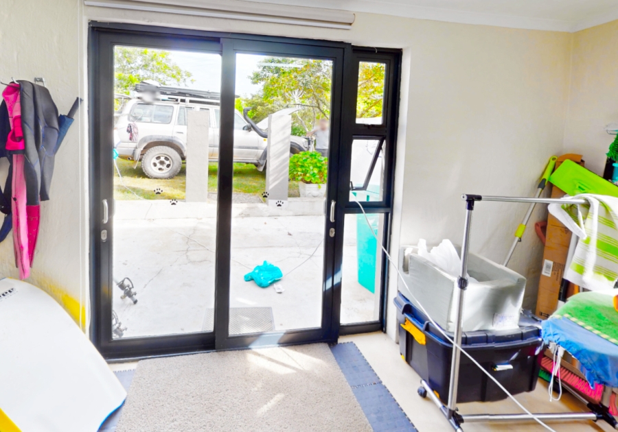 To Let 5 Bedroom Property for Rent in Rheenendal Western Cape